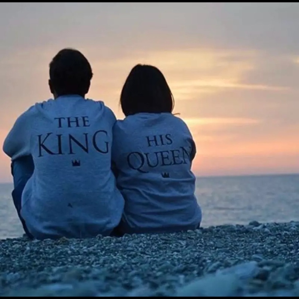 “The King” Men’s Long Sleeve T-shirt - Picture 3 of 7
